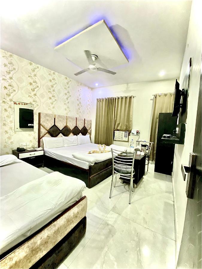Swaran Hotel Amritsar Eksteriør bilde